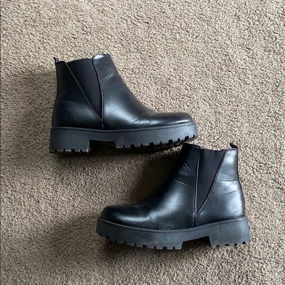 Quipid boots - Picture 2 of 3